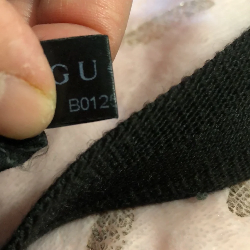 Today Only🌺AUTHENTIC GUCCI MONOGRAM IMPRIME CROSSBODY BAG🌺price firm - Picture 12 of 16